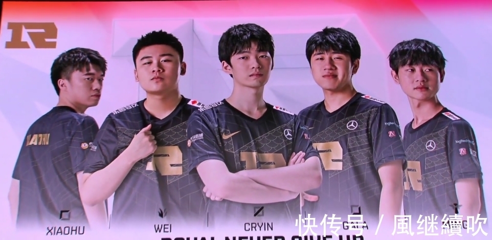 的反应更像 的反应更像