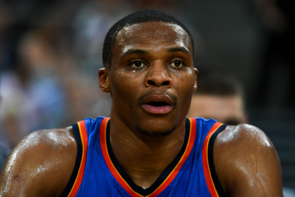 态向胜利发 态向胜利发